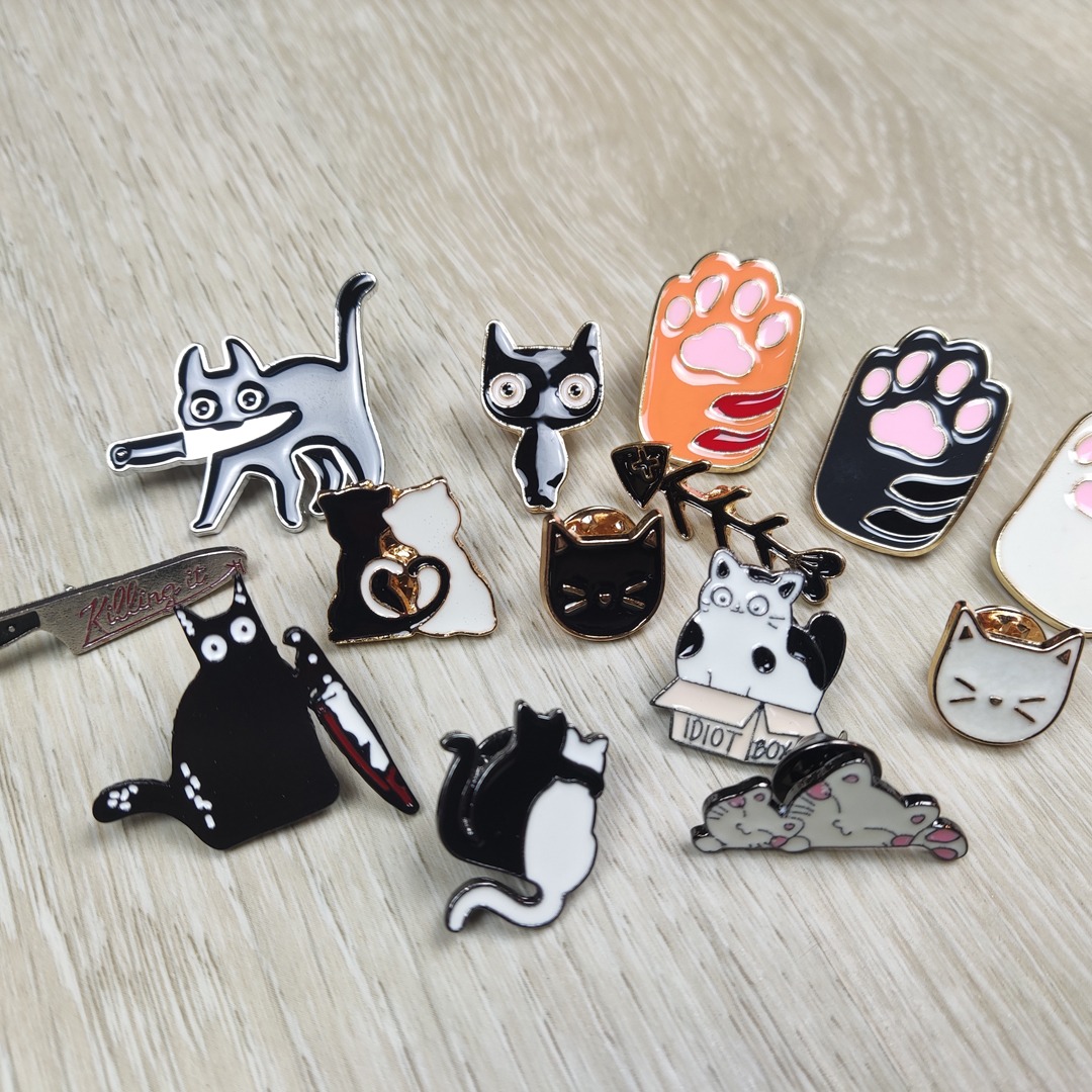 Cica-Cuccok webáruház - cicás kitűzők